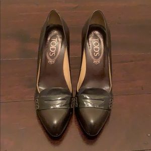 Tod’s brown leather high heels